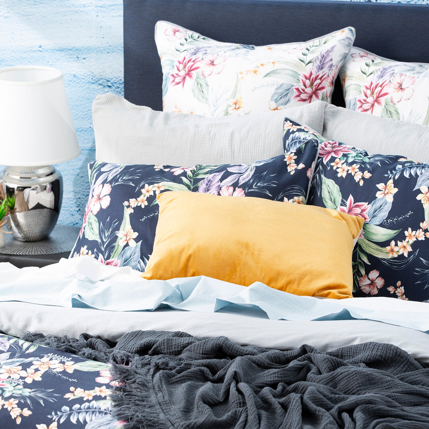 300 TC Cotton Quilt Cover Set - Reversible