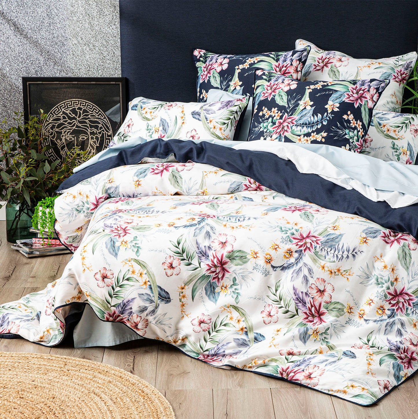 300 TC Cotton Quilt Cover Set - Reversible