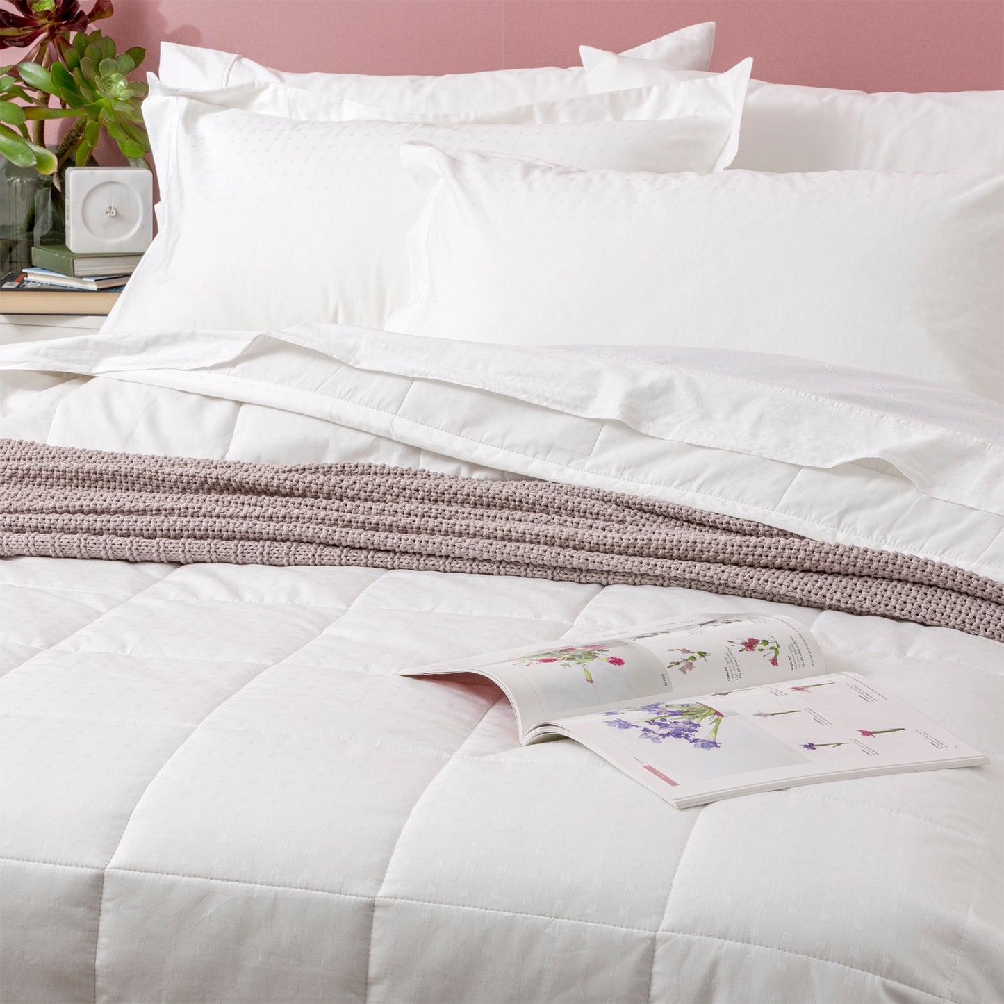 Jacquard Cotton Comforter Set - 500 Thread Count