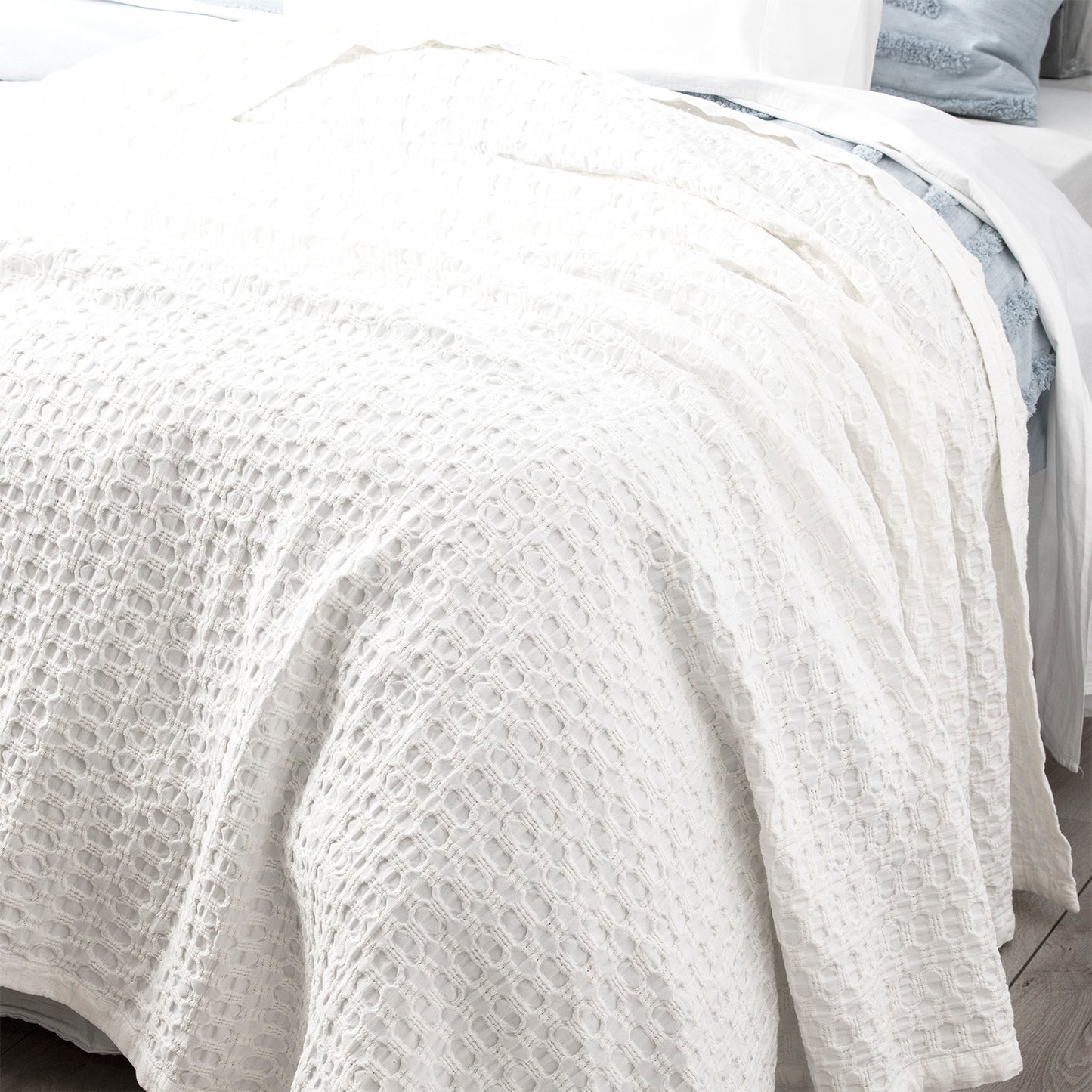 Lexico Cotton Waffle Blanket
