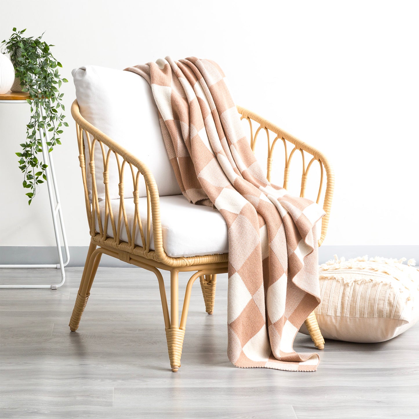 Newport Knitted Throw - Checkered Cotton