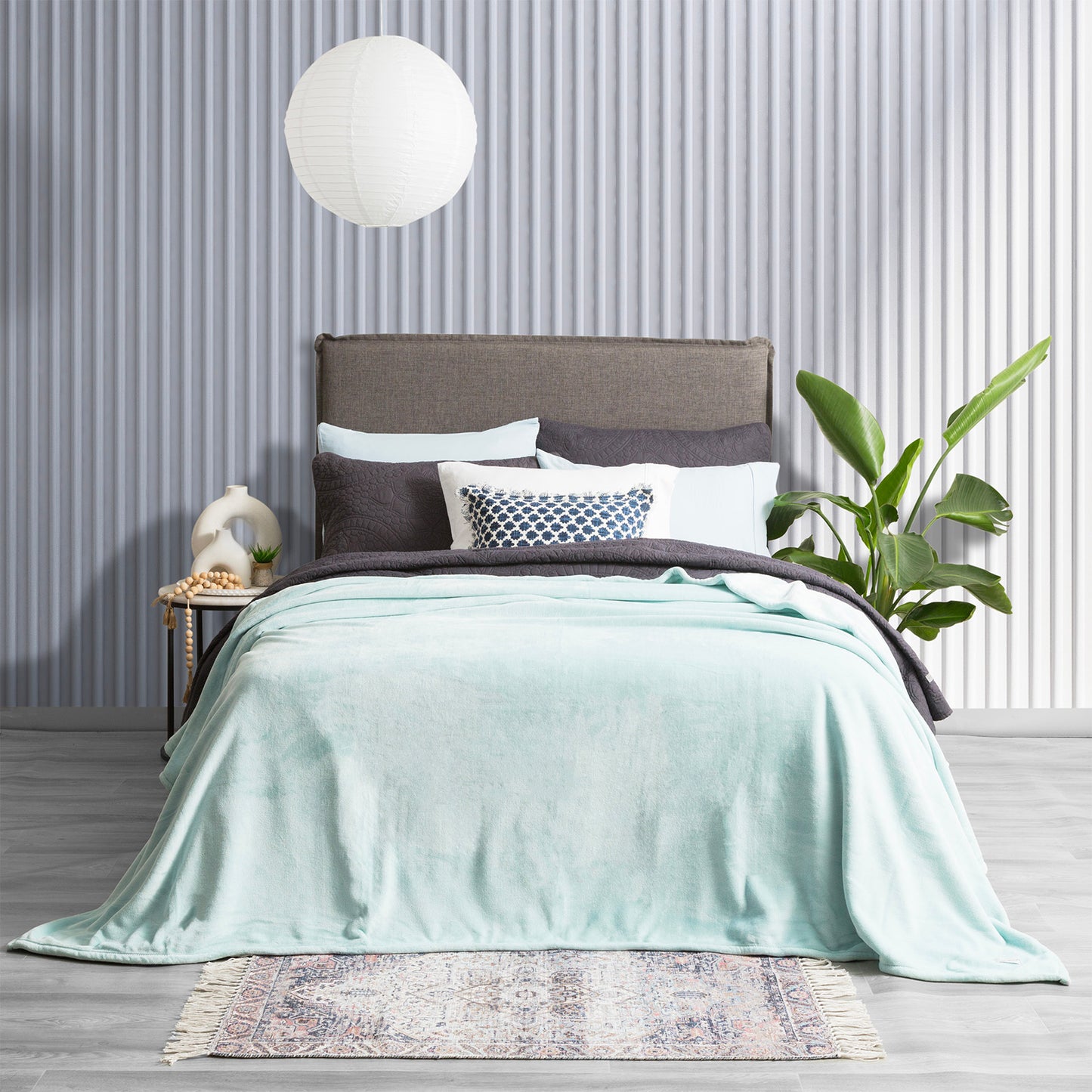Ultra Plush Velvet Blanket - 380 GSM