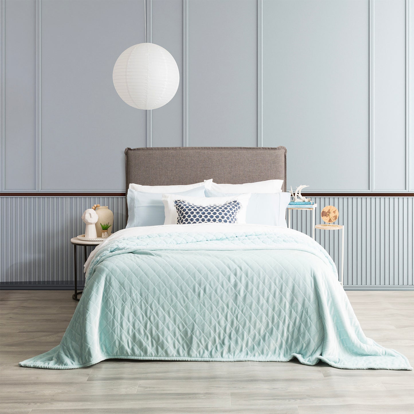 Heston Ultra Soft Velvet Sherpa Blanket - 480 GSM
