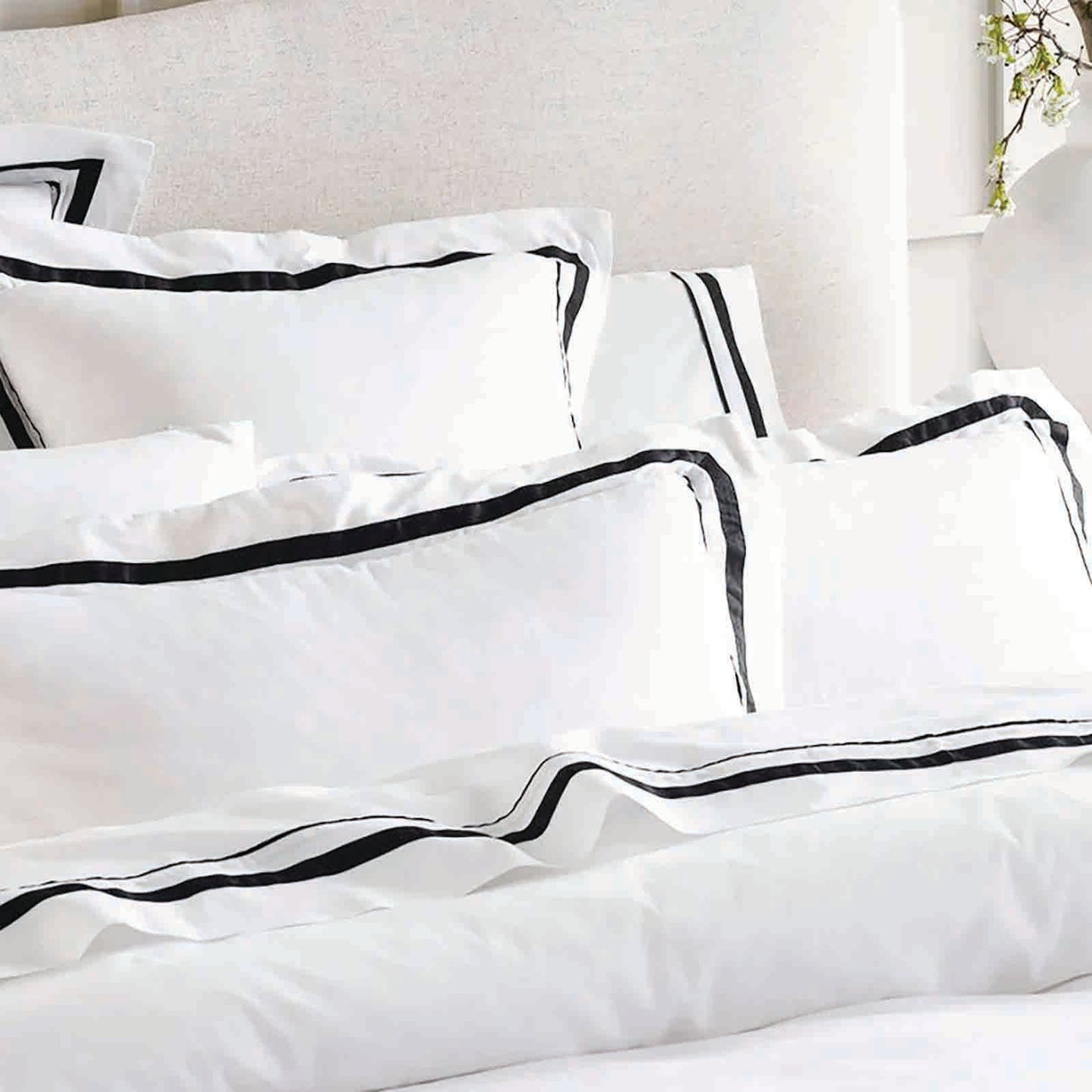 Renee Taylor Cloud 1000 TC Egyptian Cotton Quilt Cover Sets