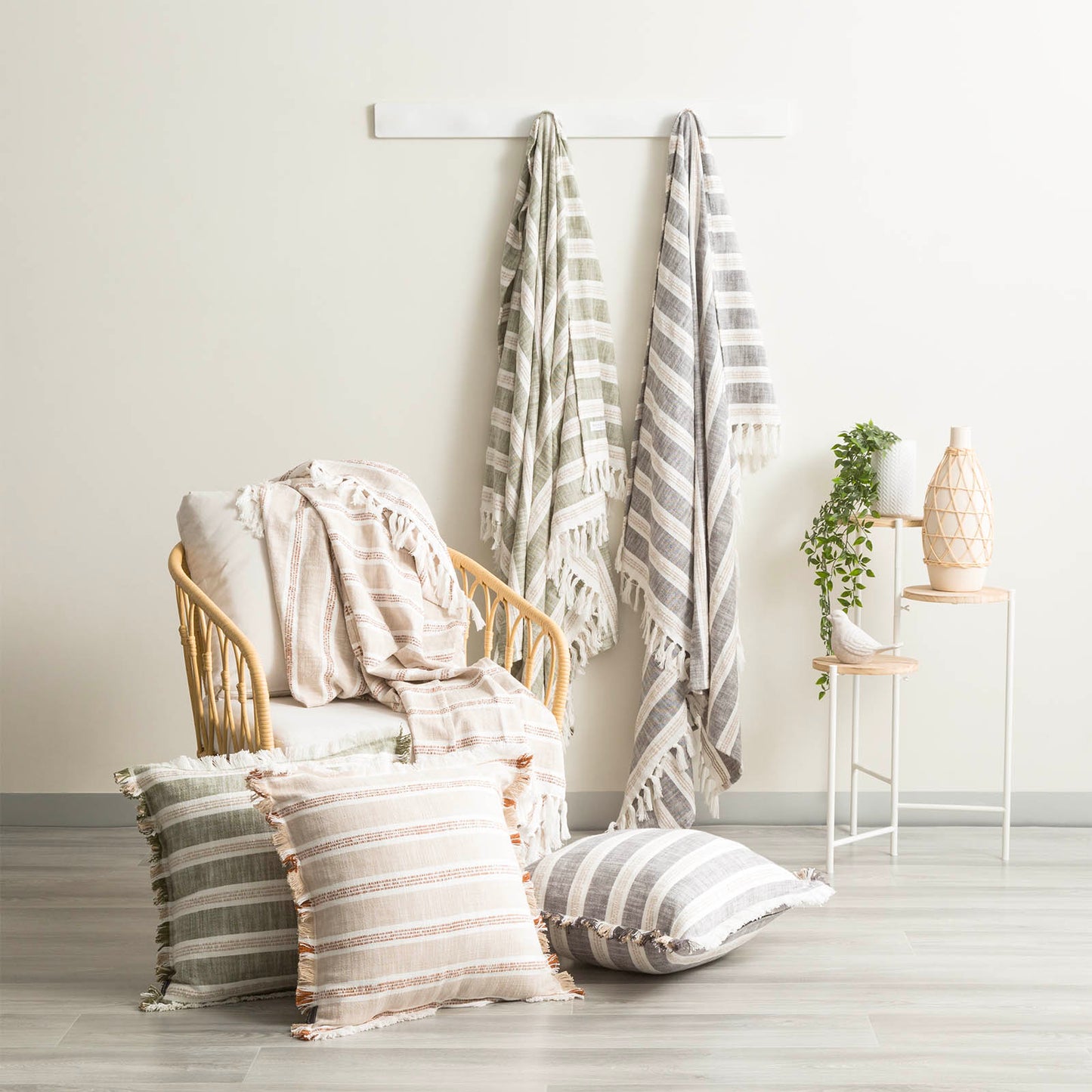 Como Stripe Throw - Yarn Dyed Stone Washed