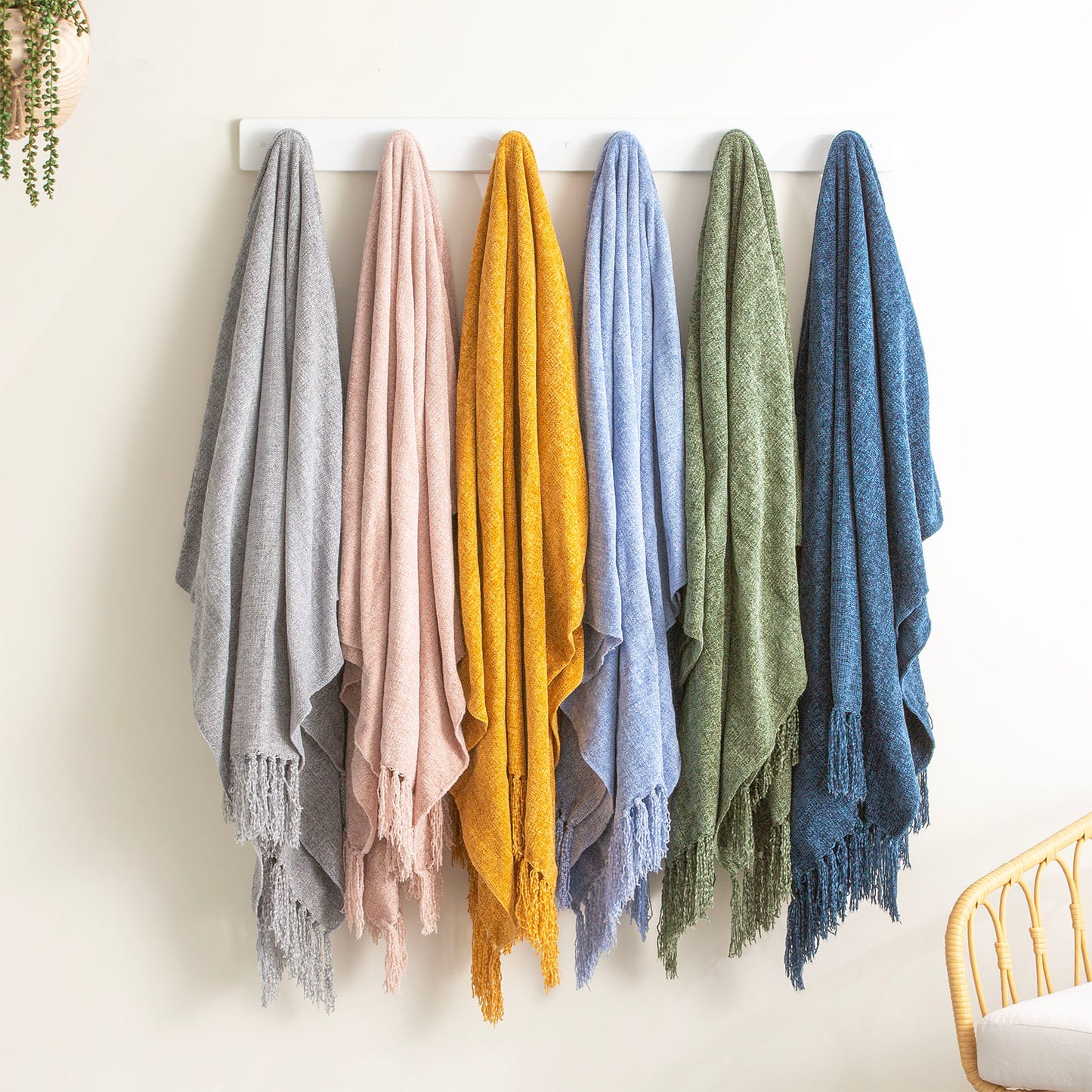Newland Throw - Chenille Polyester