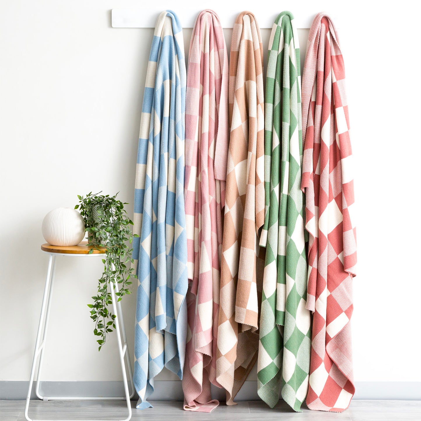 Newport Knitted Throw - Checkered Cotton