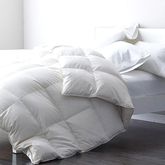 Classic 50% White Duck Feather and Down Quilt